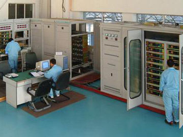 鋼材理(li)化試驗(yan)二